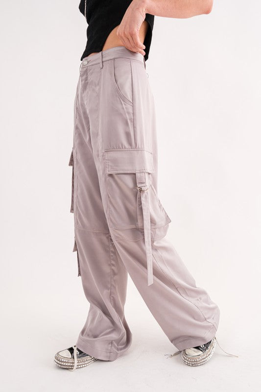 Strap Design Solid Color Streetwear Cargo Pants In BLACK | ZAFUL 2024