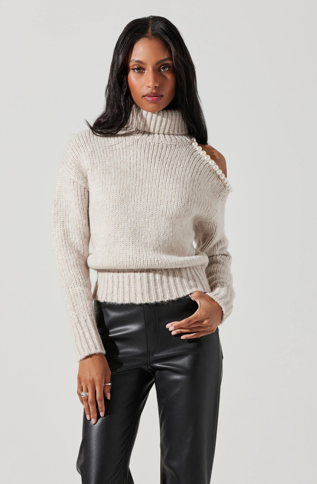 Lynn Sweater Ecru, Sweater by ASTR | LIT Boutique
