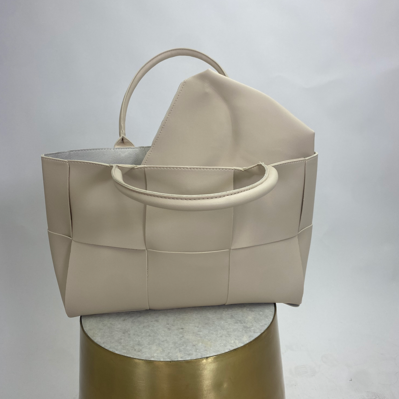 Off Duty Handbag White, Daytime Bag by Swan Madchen | LIT Boutique