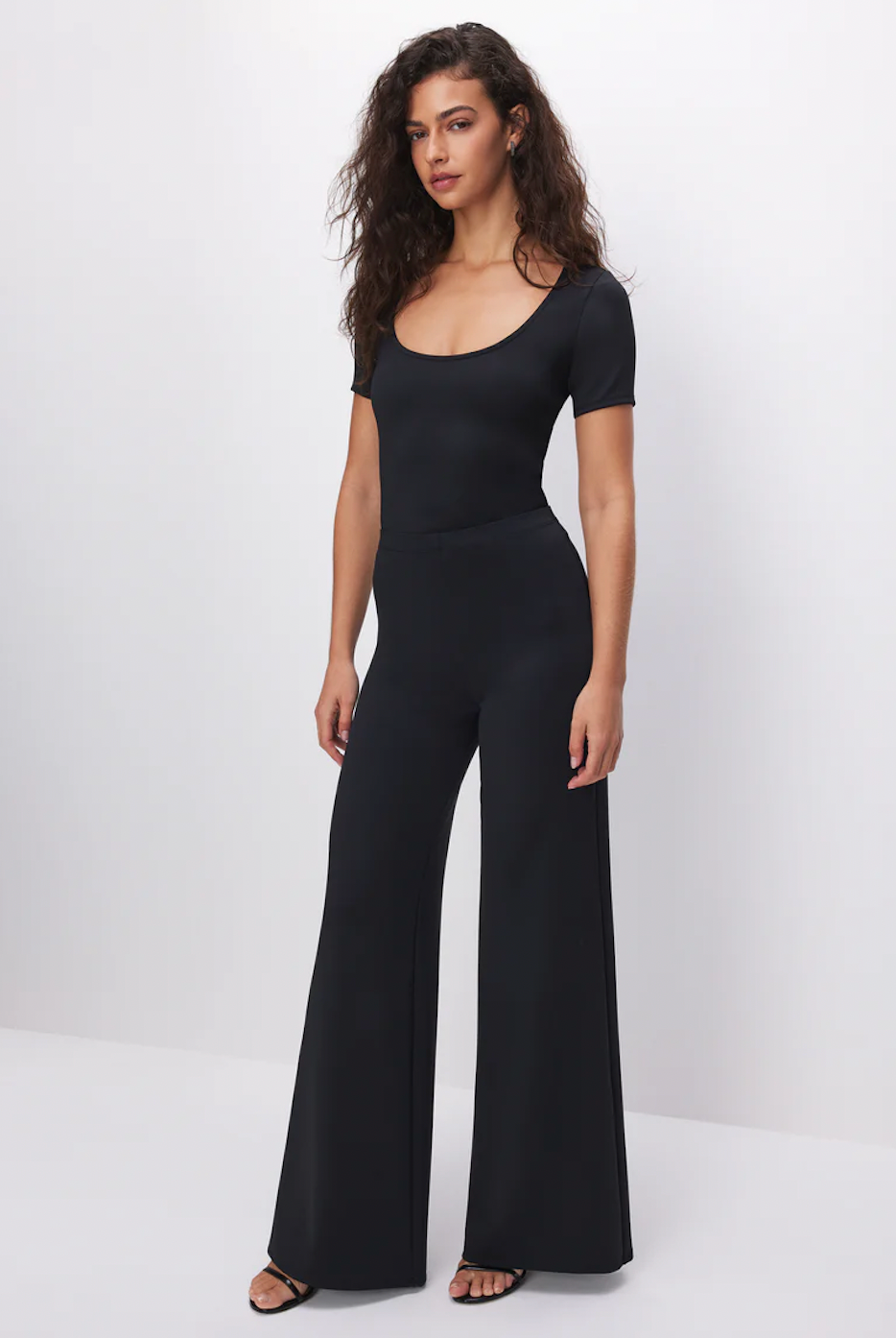 How to wear palazzo trousers this summer: all you need to know - Lookiero  Blog
