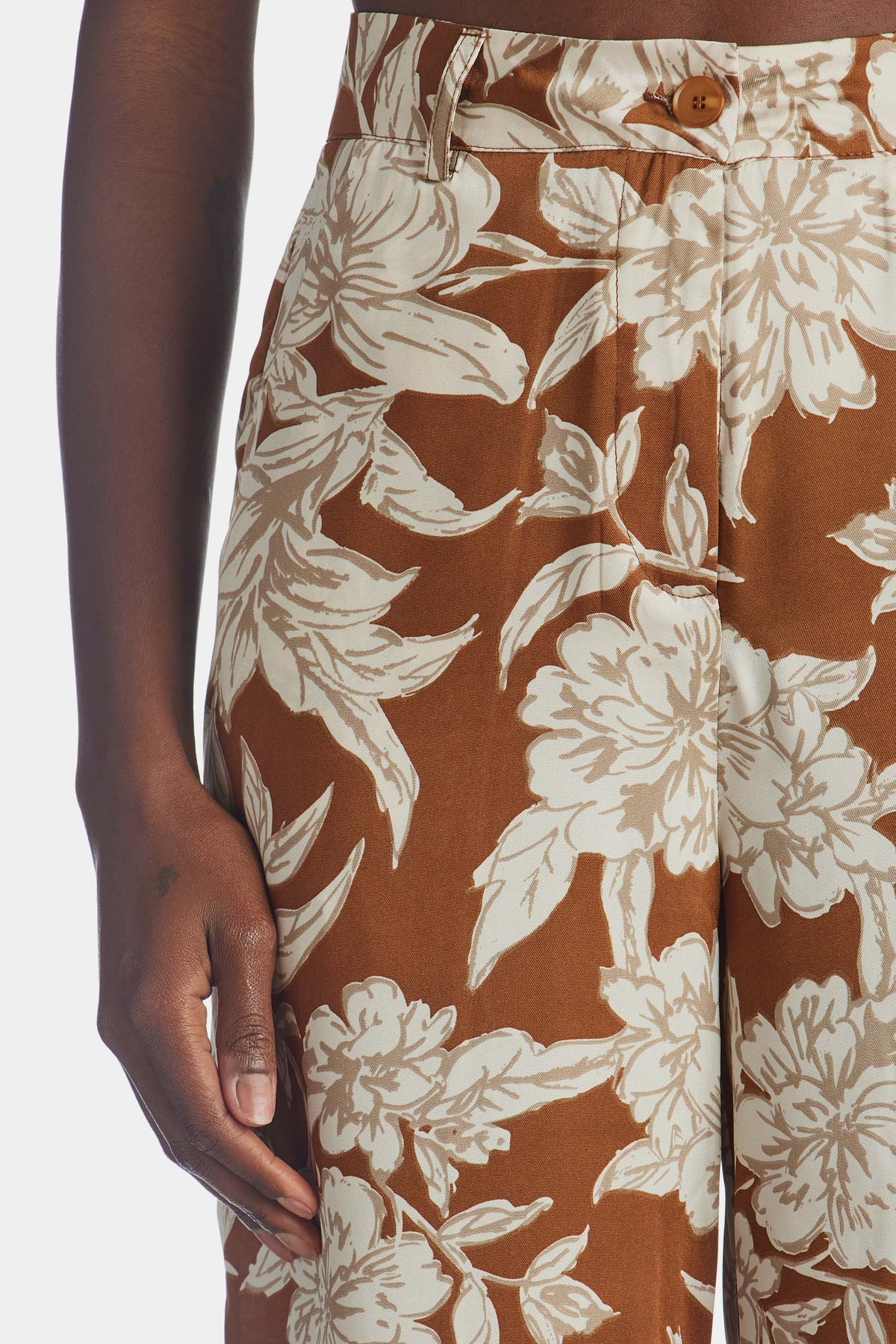 Angelia High Rise Floral Trousers Brown, Bottoms by En Saison | LIT Boutique